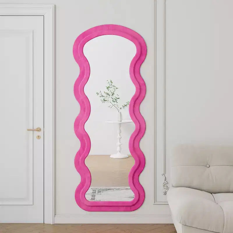Espejo de cuerpo entero ondulado de franela – Diseño de madera acolchada suave, de pie o de pared, 160 cm, 3 colores