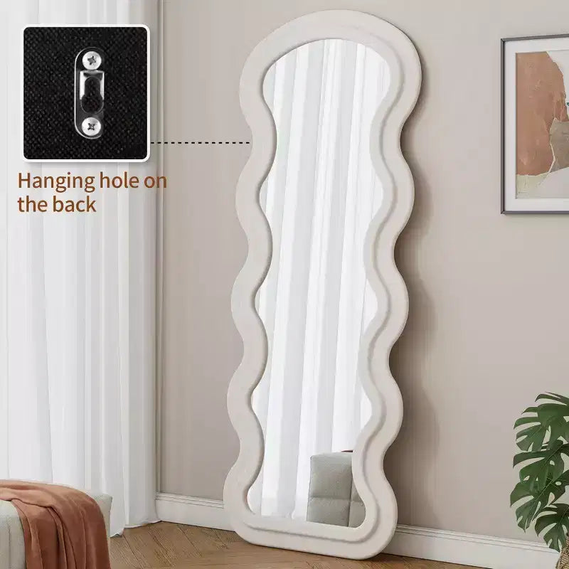 Espejo de cuerpo entero ondulado de franela – Diseño de madera acolchada suave, de pie o de pared, 160 cm, 3 colores