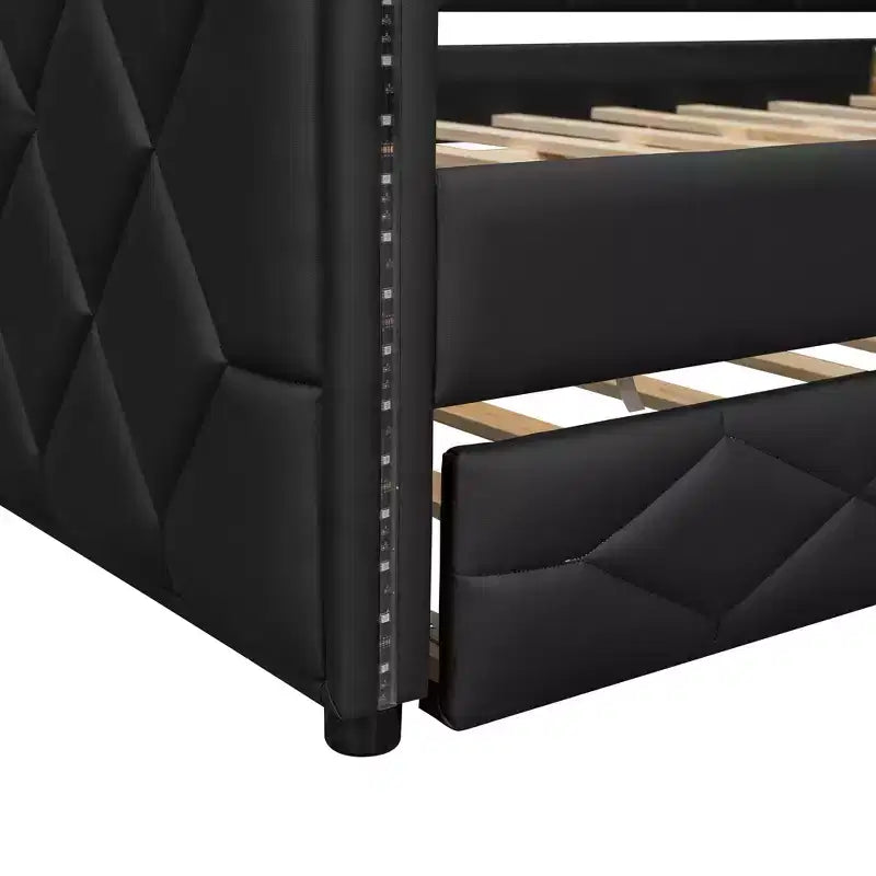 Sofá cama Full XL tapizado con nido – Estructura de pino, cuero de PU, reposabrazos con capitoné