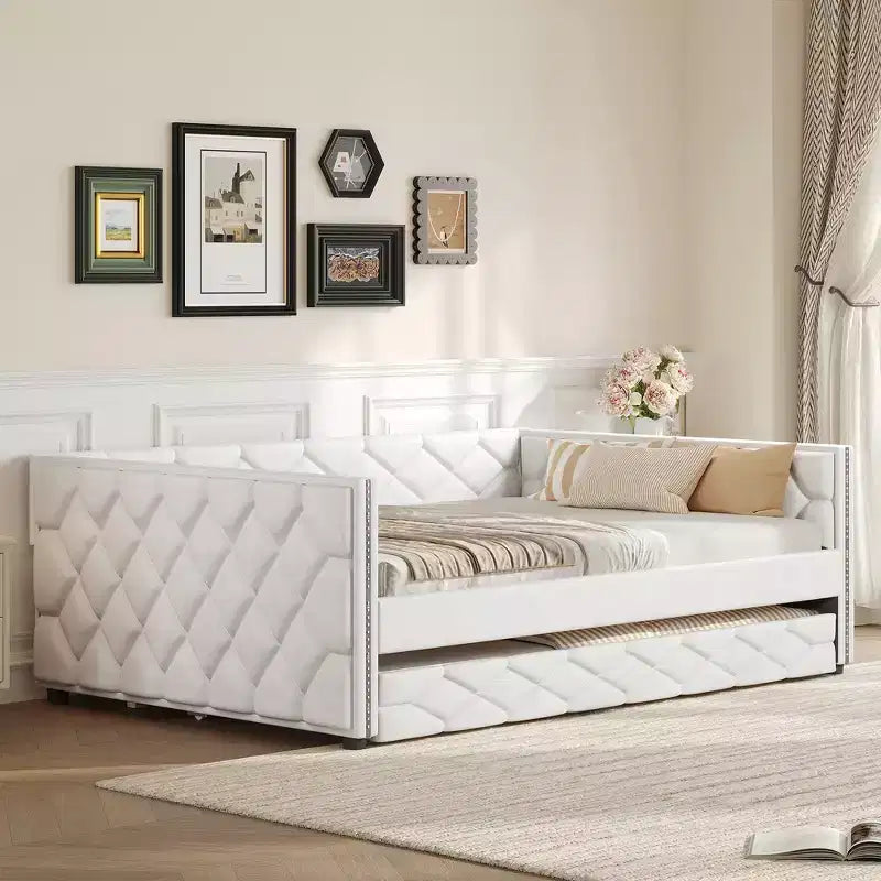 Sofá cama Full XL tapizado con nido – Estructura de pino, cuero de PU, reposabrazos con capitoné