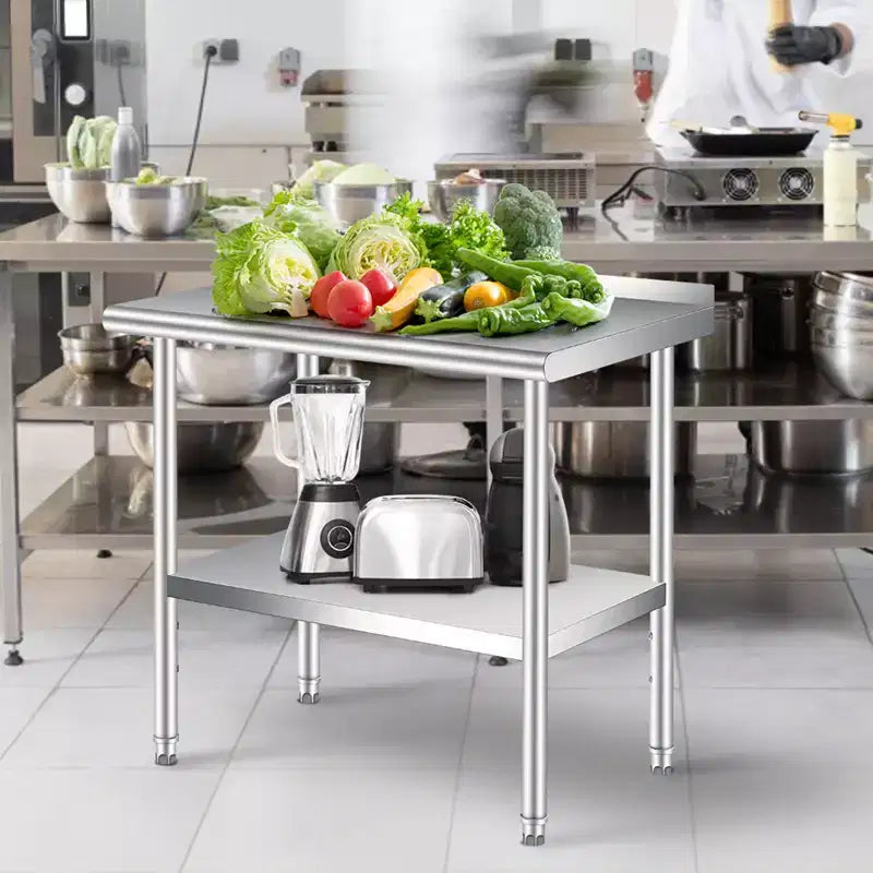 Mesa de preparación y trabajo de acero inoxidable con salpicadero – Estante inferior ajustable, grado comercial