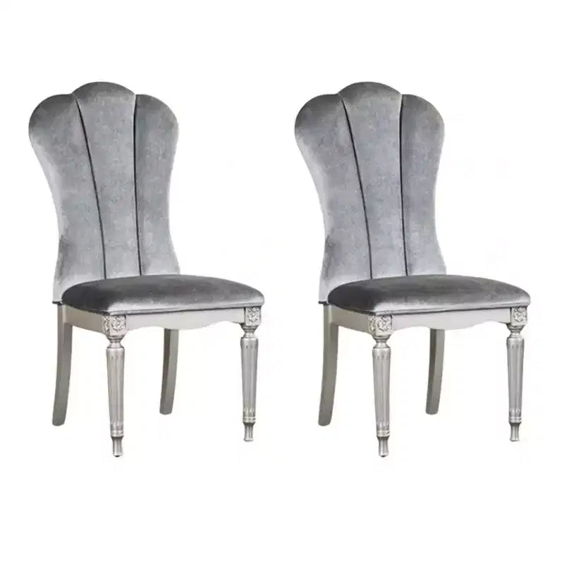 Juego de 2 sillas de comedor - Estructura de madera plateada, asientos tapizados de tela gris